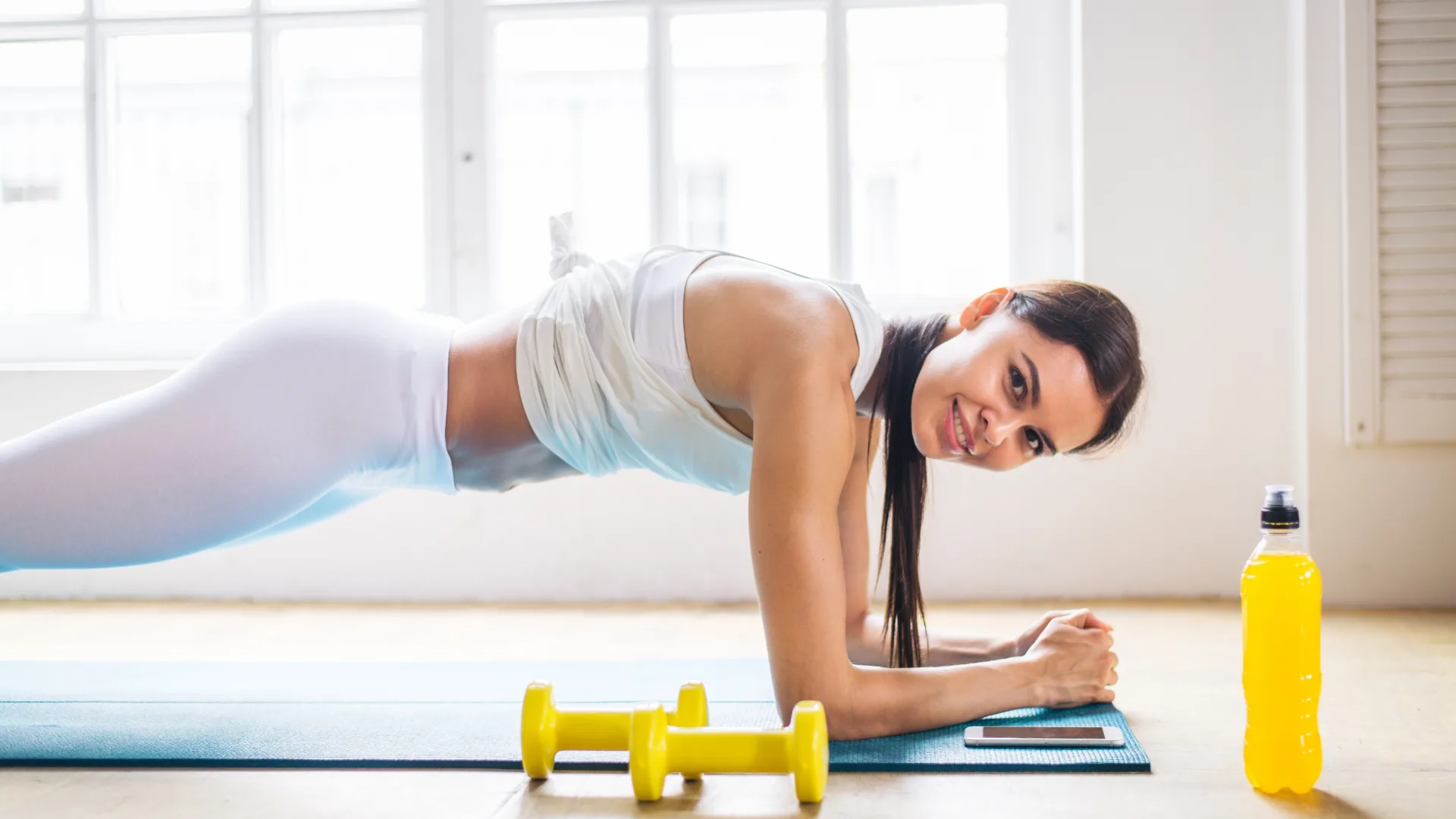 oefeningen thuis krachttraining